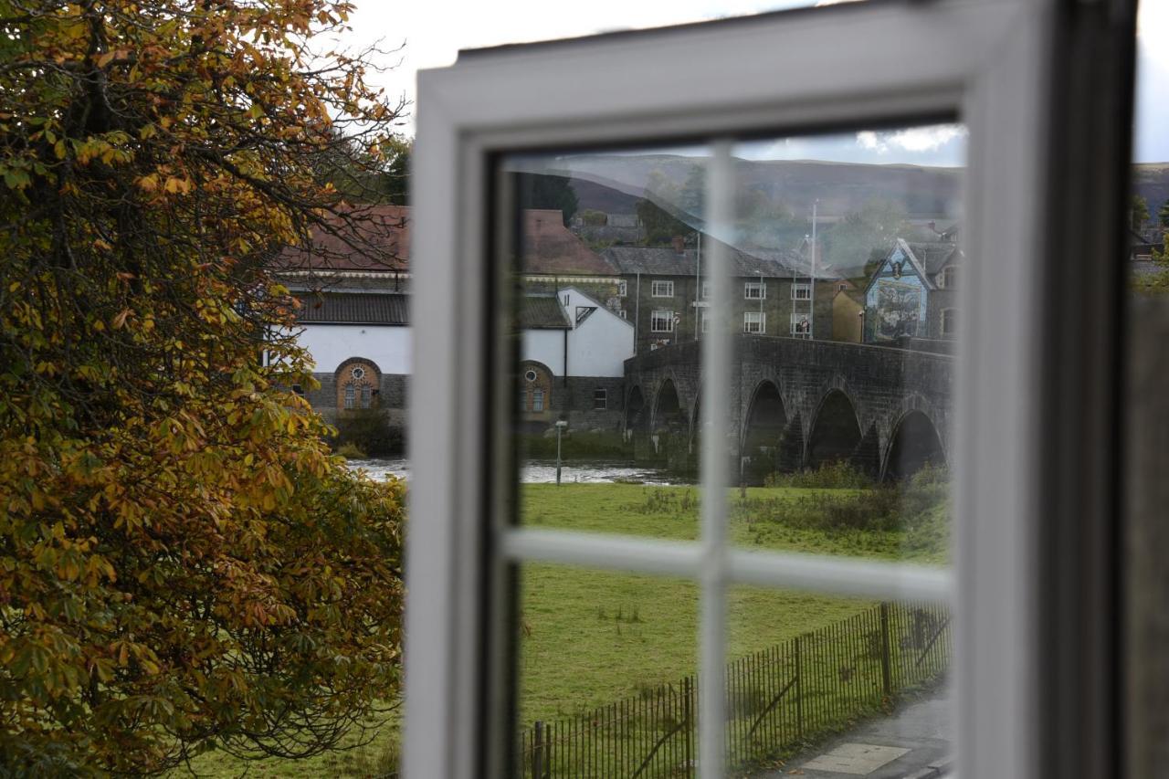 The Llanelwedd Arms Hotel Builth Wells Zewnętrze zdjęcie