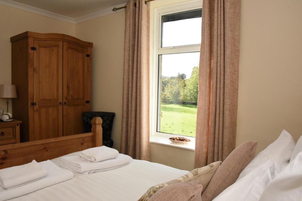 The Llanelwedd Arms Hotel Builth Wells Zewnętrze zdjęcie