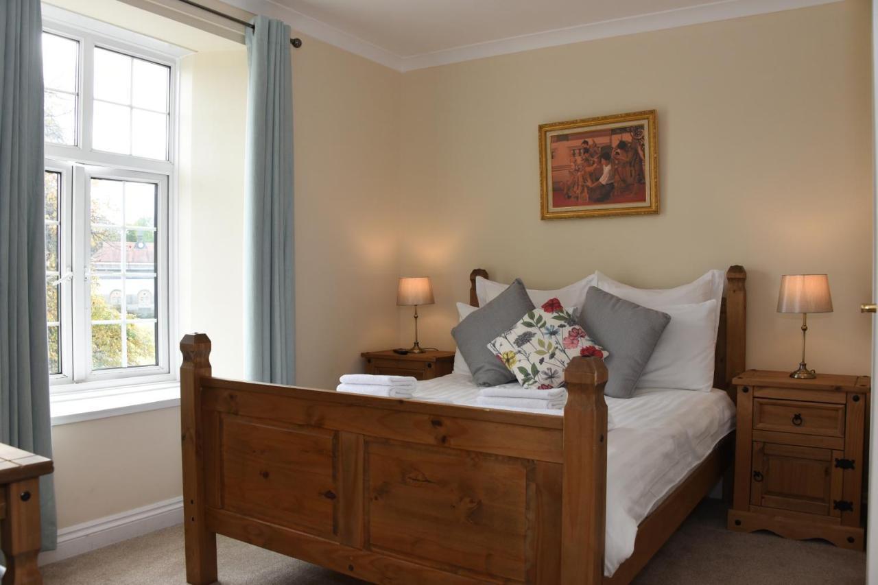 The Llanelwedd Arms Hotel Builth Wells Zewnętrze zdjęcie