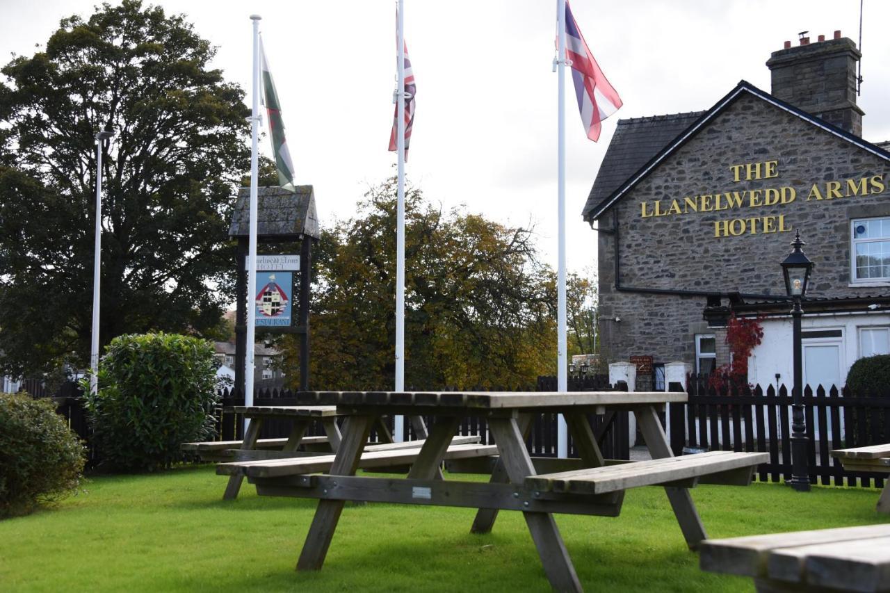 The Llanelwedd Arms Hotel Builth Wells Zewnętrze zdjęcie