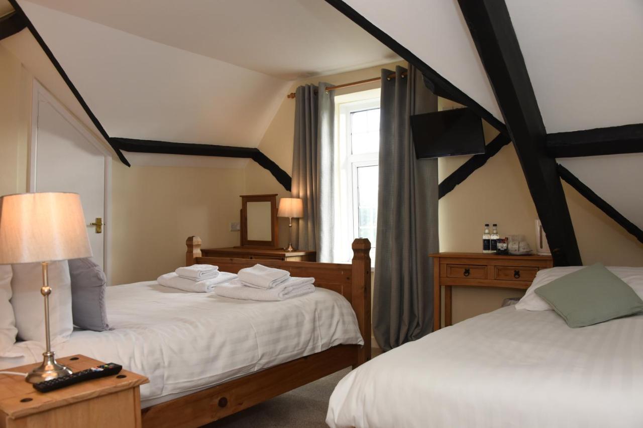 The Llanelwedd Arms Hotel Builth Wells Zewnętrze zdjęcie