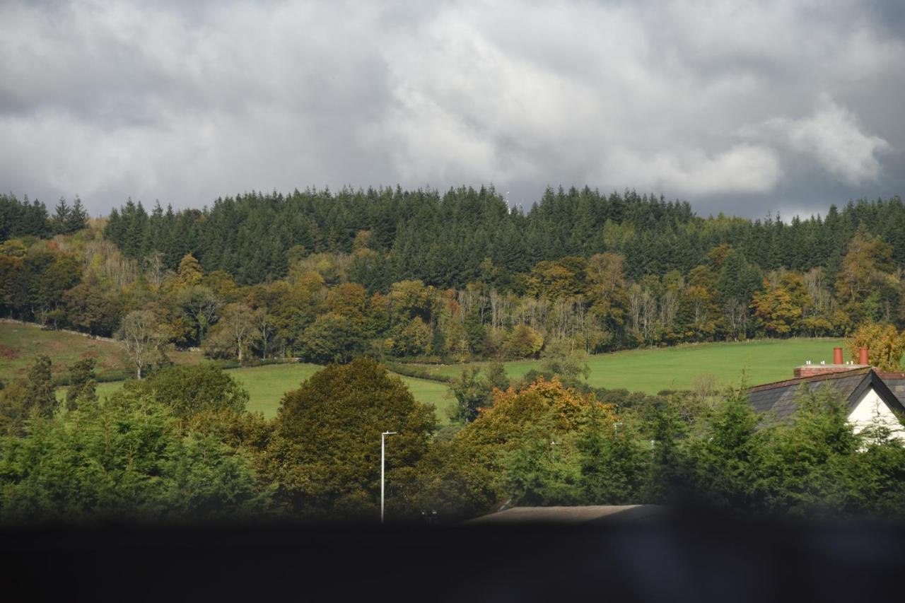 The Llanelwedd Arms Hotel Builth Wells Zewnętrze zdjęcie