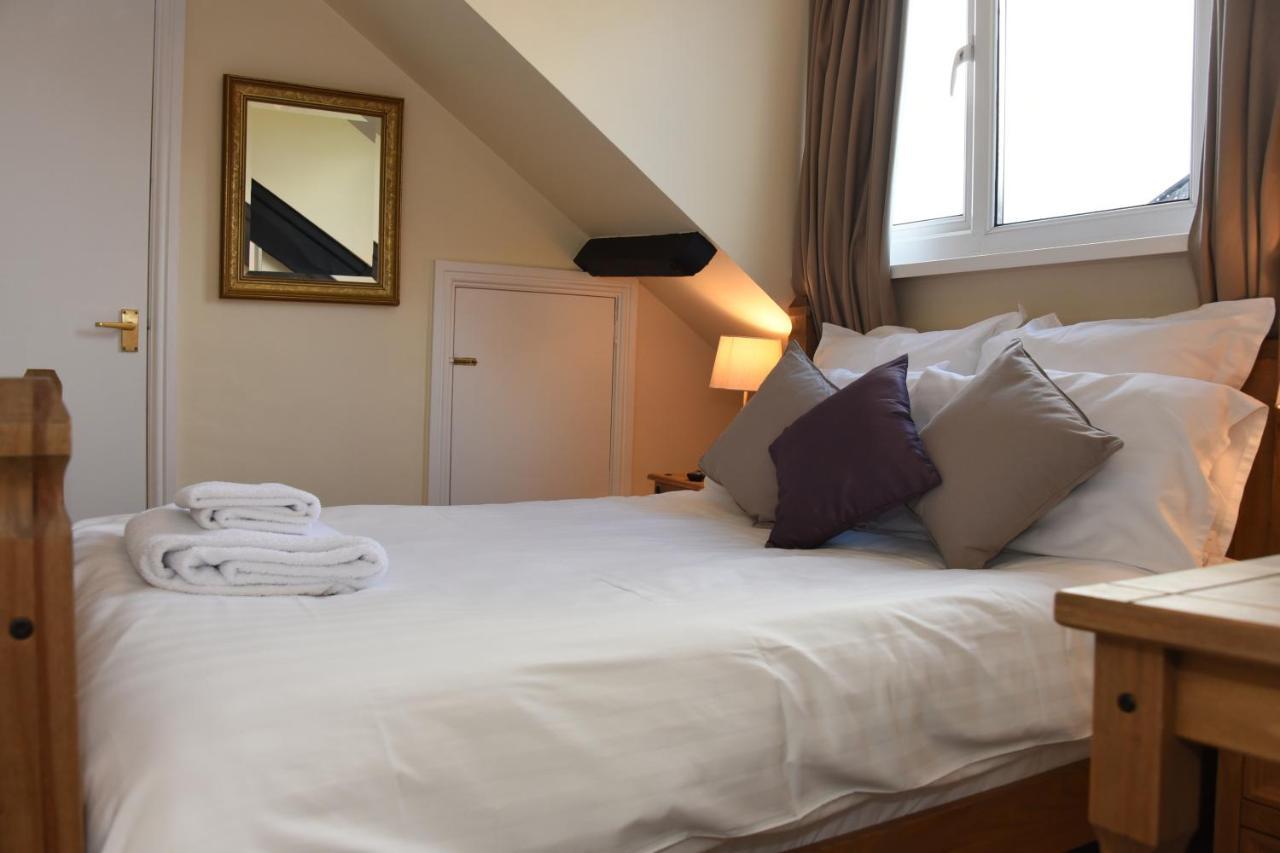 The Llanelwedd Arms Hotel Builth Wells Zewnętrze zdjęcie