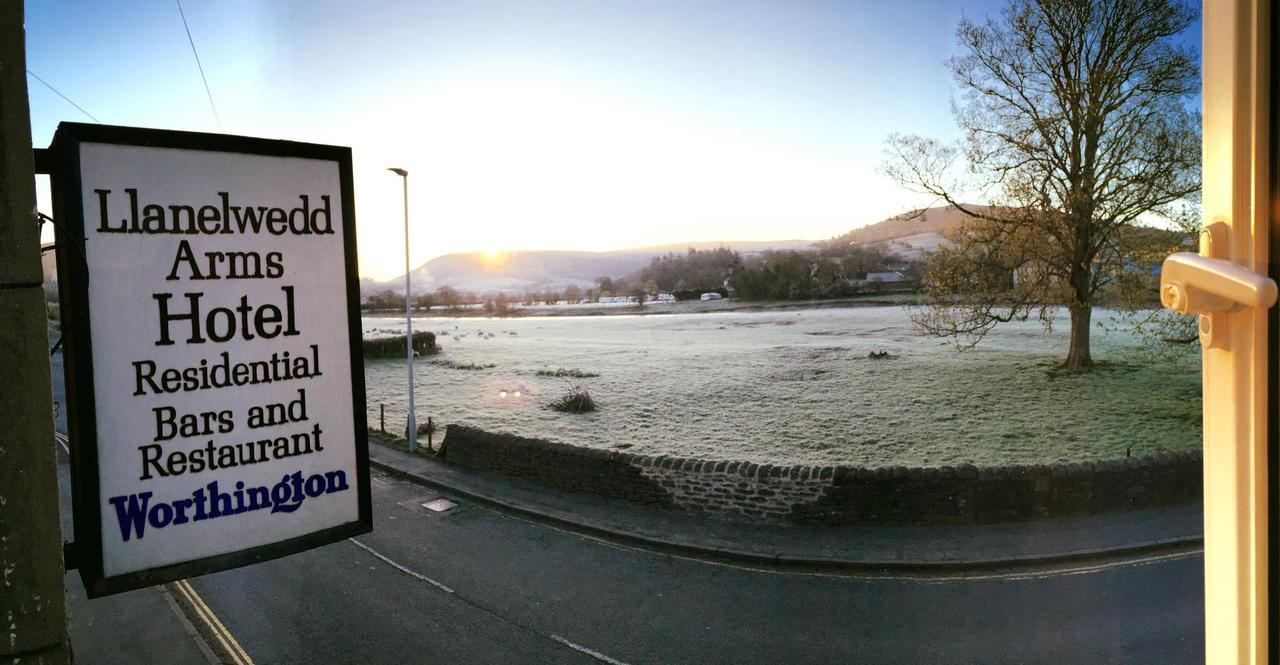 The Llanelwedd Arms Hotel Builth Wells Zewnętrze zdjęcie